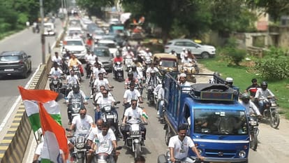 Maa Tujhe Pranam: Car-Bike rally begins in Moradabad, caravan continues to grow with patriotic slogans