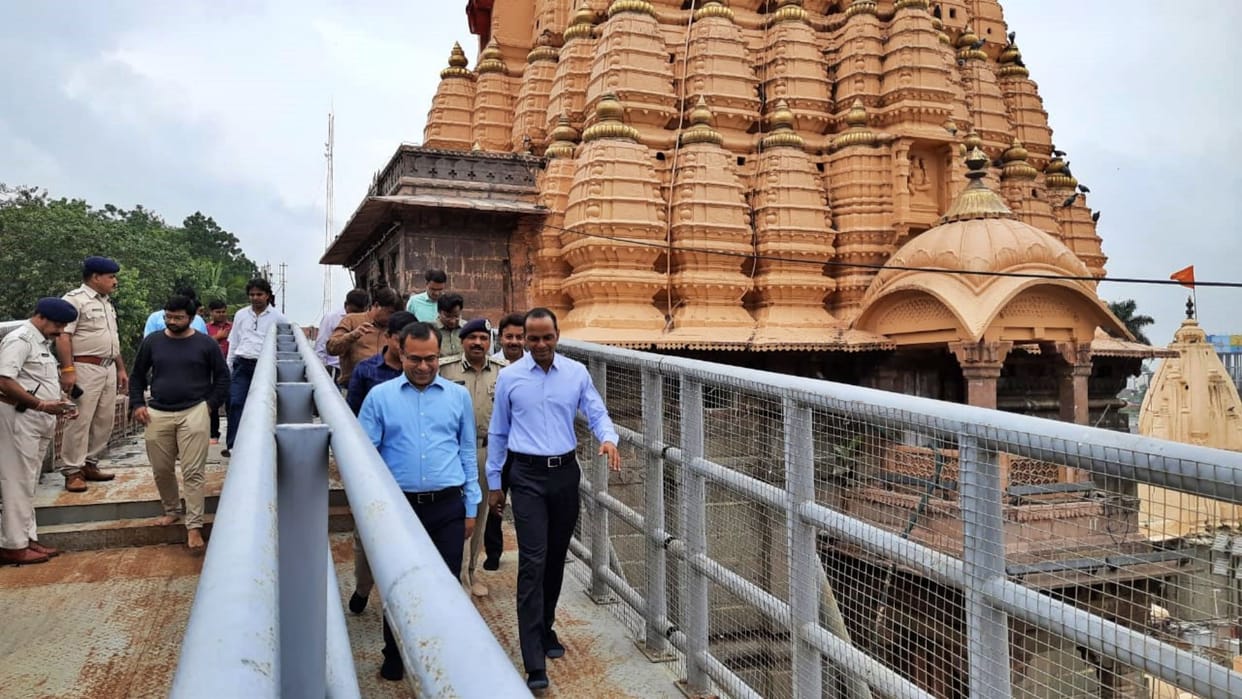 Ujjain Mahakal: The administration became serious about the darshan system of Nagpanchami