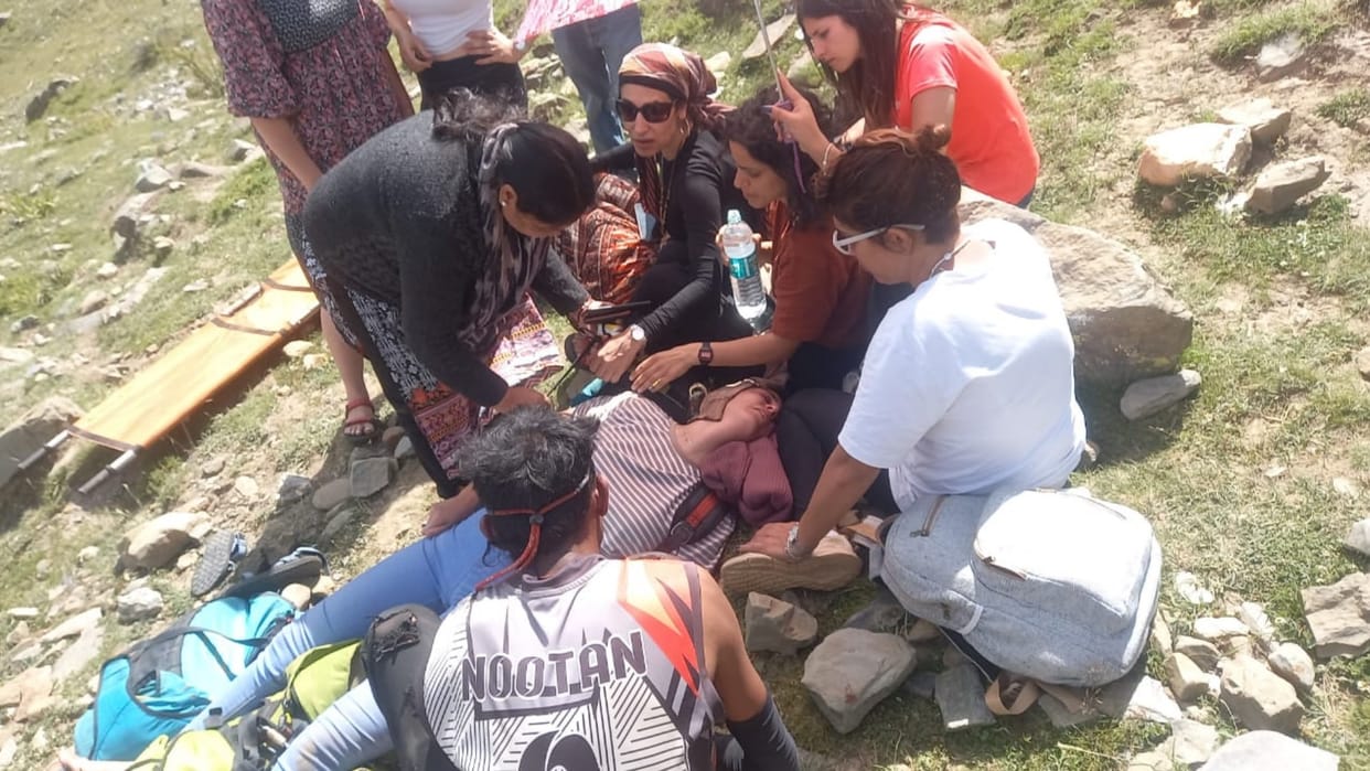 Paraglider fall during flight from Tilling Top Gondhla Lahaul  Israel woman Tourist and one local injured whil