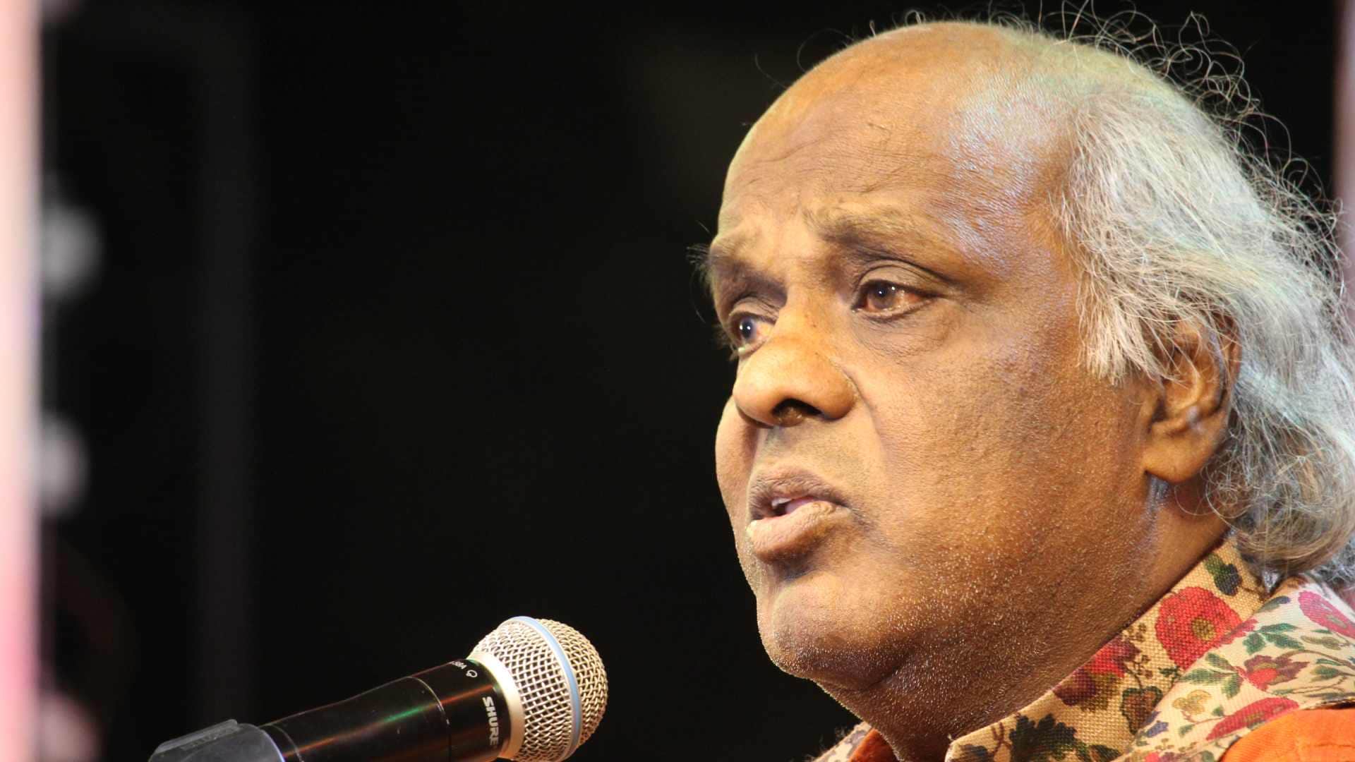 Rahat Indori Death Anniversary know Indian Bollywood lyricist and Urdu poet famous poem struggle unknown facts