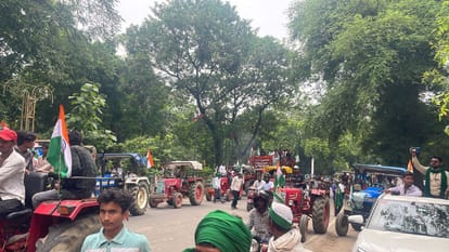 BKU showed strength by taking out tractor tricolor yatra