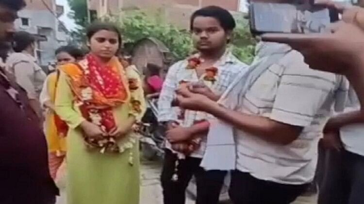 Ek Vivah Aisa Bhi Neither Band Baaja Nor Barati Loving Couple Got Married In Varanasi Amar