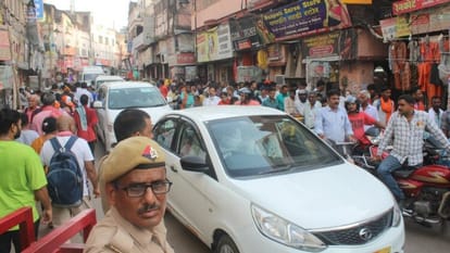 ASI team came out after survey in Gyanvapi campus artifacts captured in camera