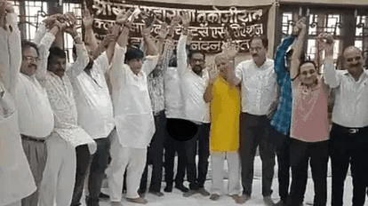 Indore News: इंदौर में व्यापारियों ने ठेलेवालों को हटाने के लिए प्रशासन को दिया चार दिन का अल्टीमेटम Traders gave a four-day ultimatum to the administration to remove street vendor vendors