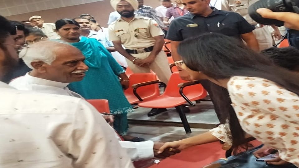 Haryana Governor Bandaru Dattatreya reached Kurukshetra University, said- Work should be done on research