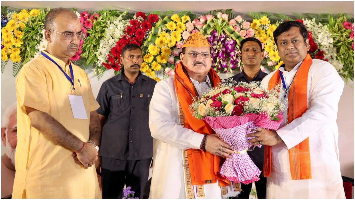 bjp president jp nadda west bengal visit arrives at Kolkata airport with bl santosh news updates in hindi