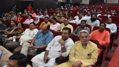 Maa Tujhe Pranam: Honor bravery policemen Moradabad, faces blossomed pride and applause rang enthusiasm