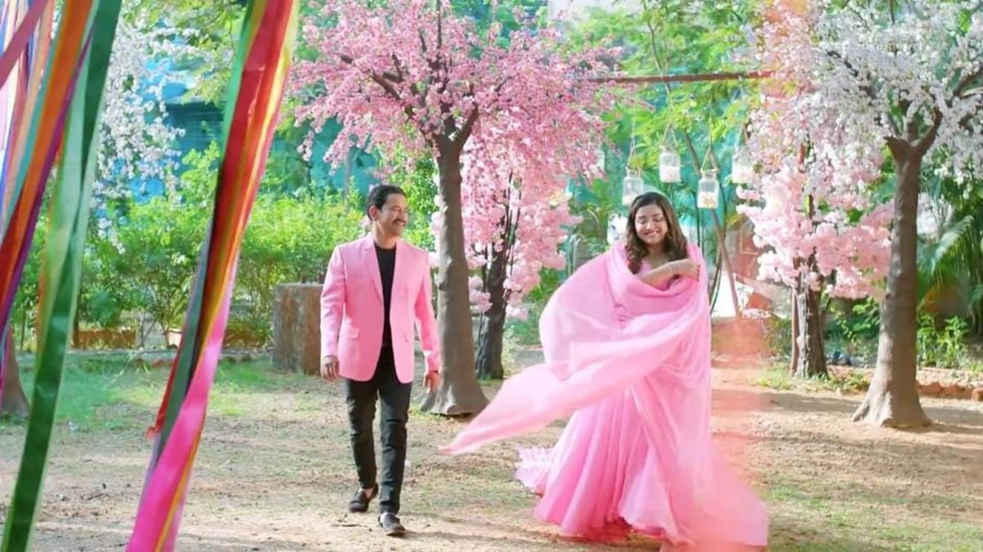 Mandap Trailer launch of Dinesh Lal Yadav Nirahua and Amrapali Dubey film directed by Anand Singh