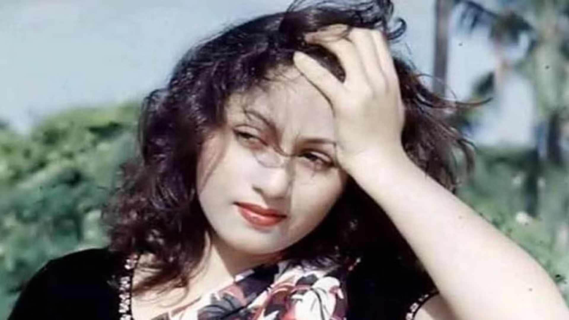 Muslim Celebs Who Adopt Hindu Name For Fame from Meena Kumari Madhubana to Jagdeep Johnnie walker