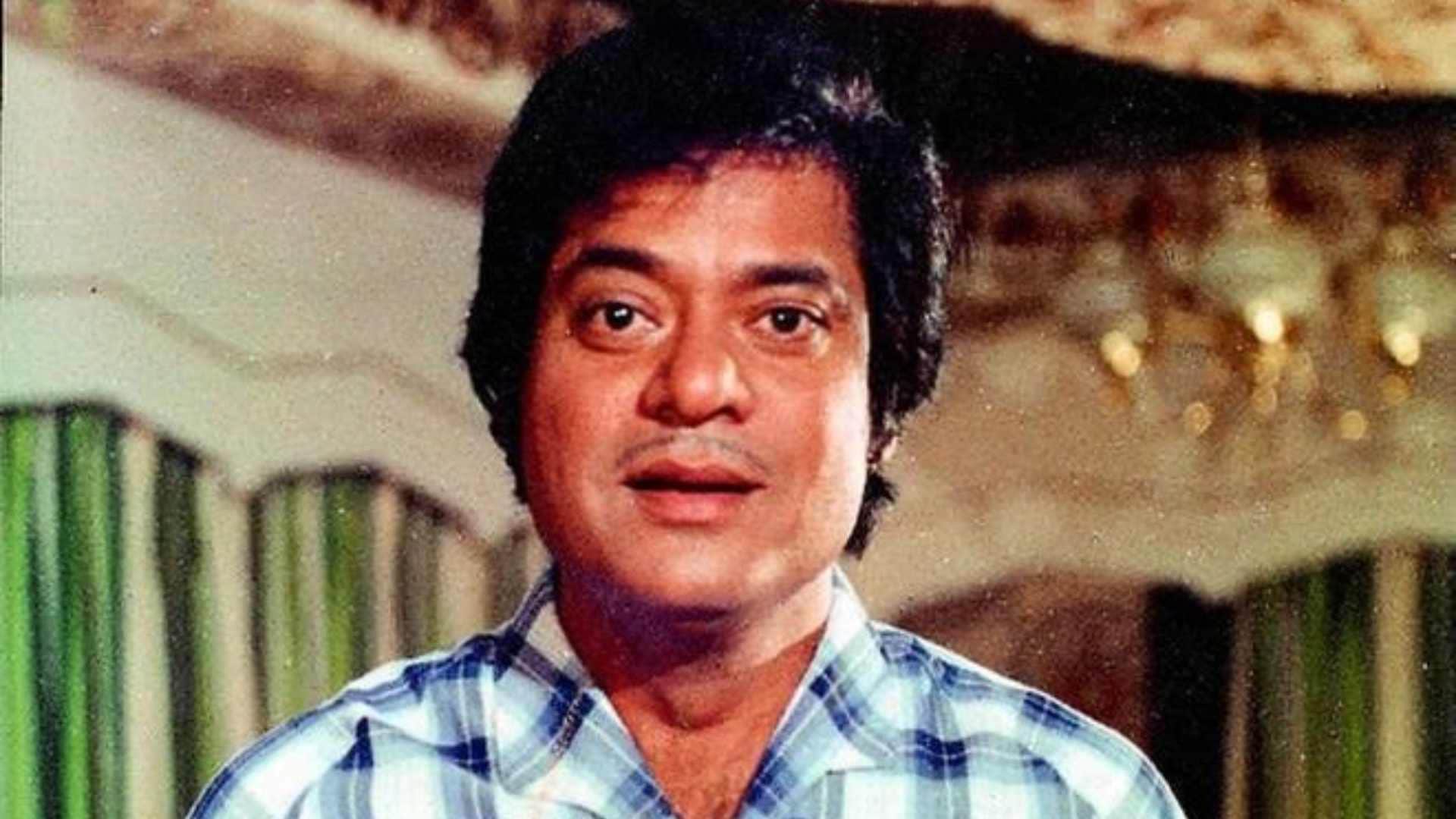Muslim Celebs Who Adopt Hindu Name For Fame from Meena Kumari Madhubana to Jagdeep Johnnie walker