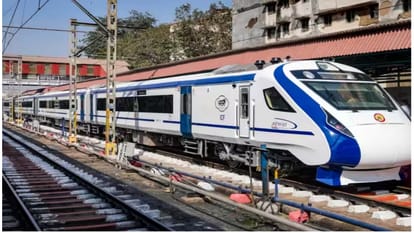 PM Narendra Modi himself will hand over the second Vande Bharat to Patna; Patna-Howrah from September 24
