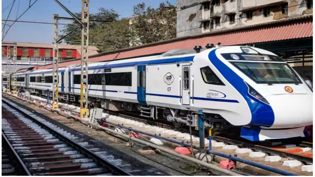 Rajasthan will get third Vande Bharat train will run between Udaipur to Jaipur trial will be held on Sunday