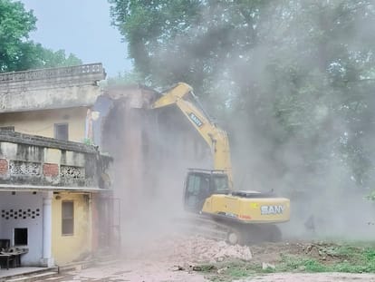 Sarva Seva Sangh 63 years past became razed in 48 days Akhilesh Yadav attack on bjp