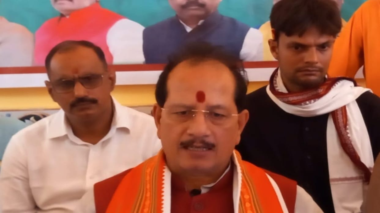 Bihar News: BJP leader Vijay Sinha targets Lalu Yadav, RJD MLA, Sonia Gandhi, controversial statements