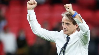Italy Coach: रॉबर्टो मैनसिनी ने चौंकाया; यूरो कप से 10 महीने पहले छोड़ा पद, पिछली बार इटली को बनाया था चैंपियन Roberto Mancini resigns as Italy coach 10 months before Euro Cup 2024