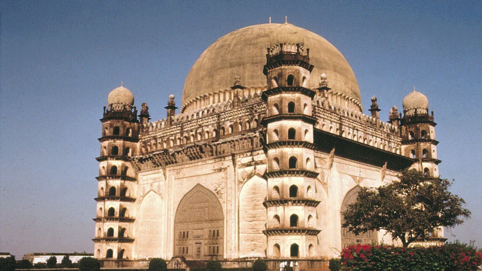 Independence Day 2023 Celebration In South India Historical Places Travel Guide in Hindi