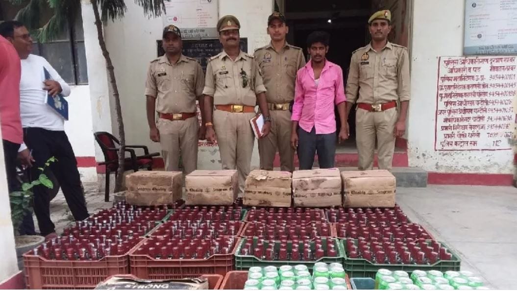 Liquor worth of many lakhs was going to Bihar hiding among vegetables smuggler arrested