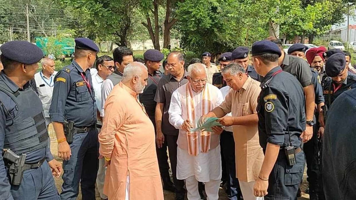 CM Manohar Lal Jan Samvad Karyakram in three villages of Karnal