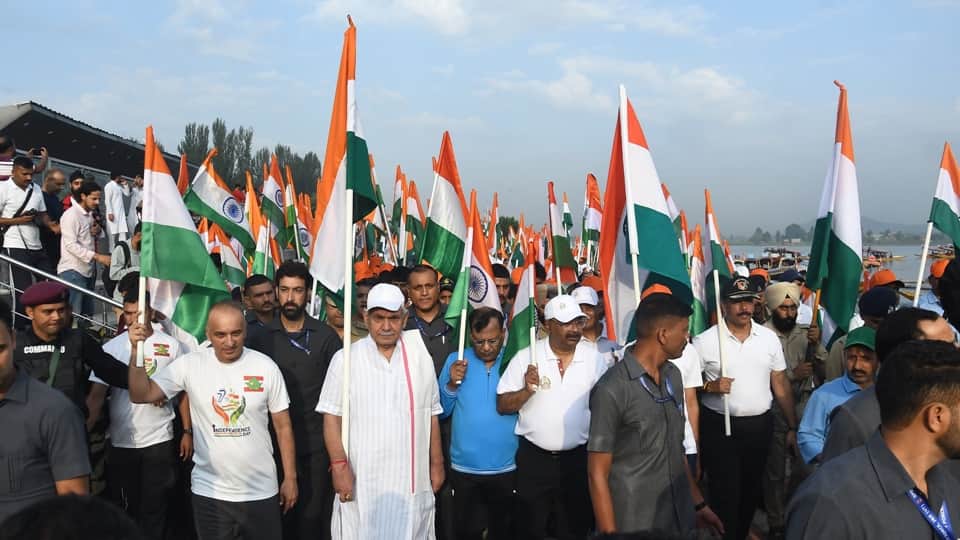 Jammu and Kashmir: LG Manoj Sinha flags off Tiranga Rally in Srinagar, Celebrates Azadi Ka Amrit Mahotsav