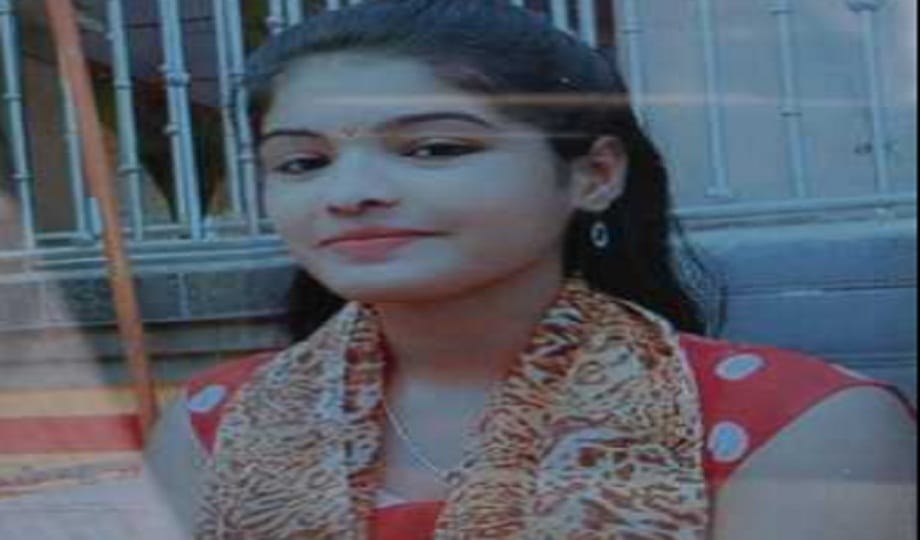 Girl found hanging, lover accused of harassment
