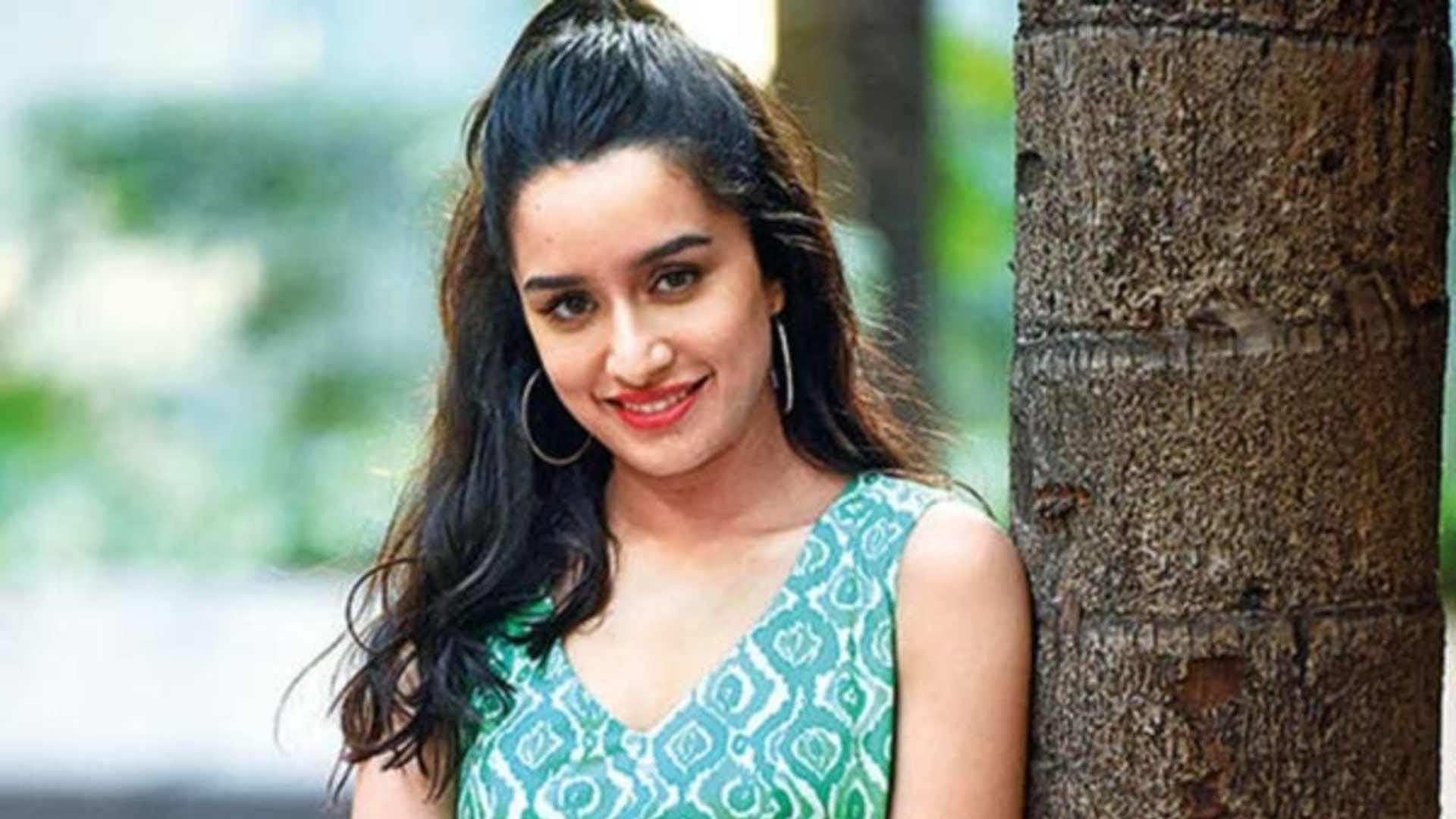 Shraddha Kapoor praises Alia Bhatt and Kangana Ranaut said this about female biopic
