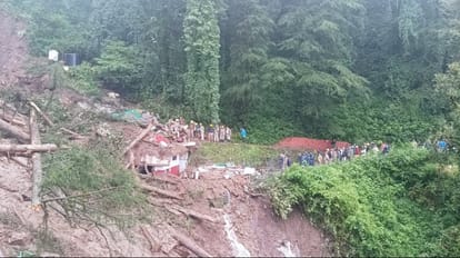 Shimla Heavy Rain Live Updates Himachal Pradesh Weather Temple Collapsed in a Landslide News in Hindi