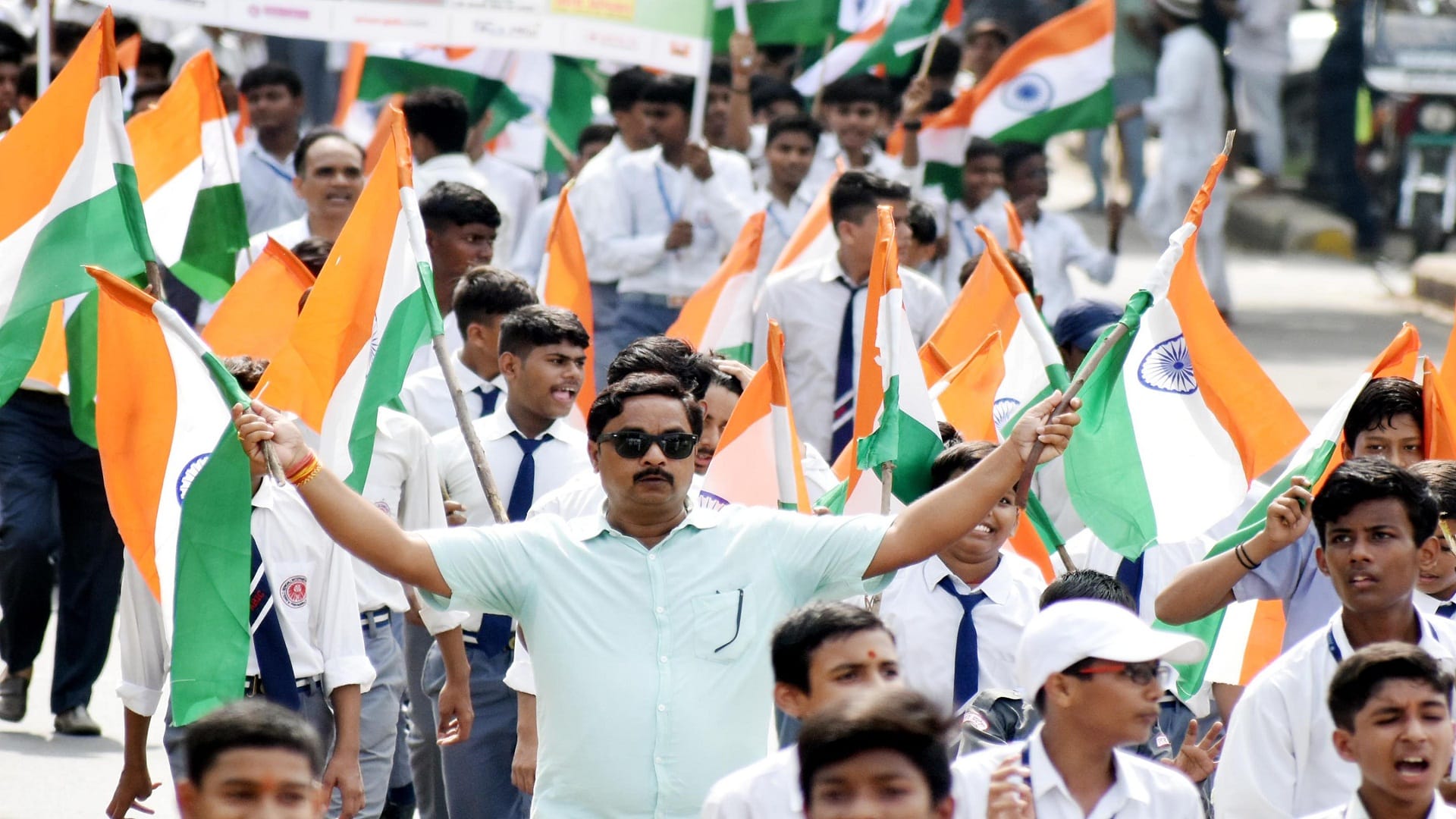 Maa Tujhe Pranam: The zeal and enthusiasm of patriotism was shown in the tricolor journey