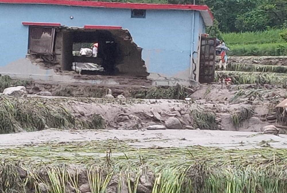 Uttarakhand Weather Update: Cloudburst Chamoli River Flood Landslide, Houses Vehicles Buried Under Debris