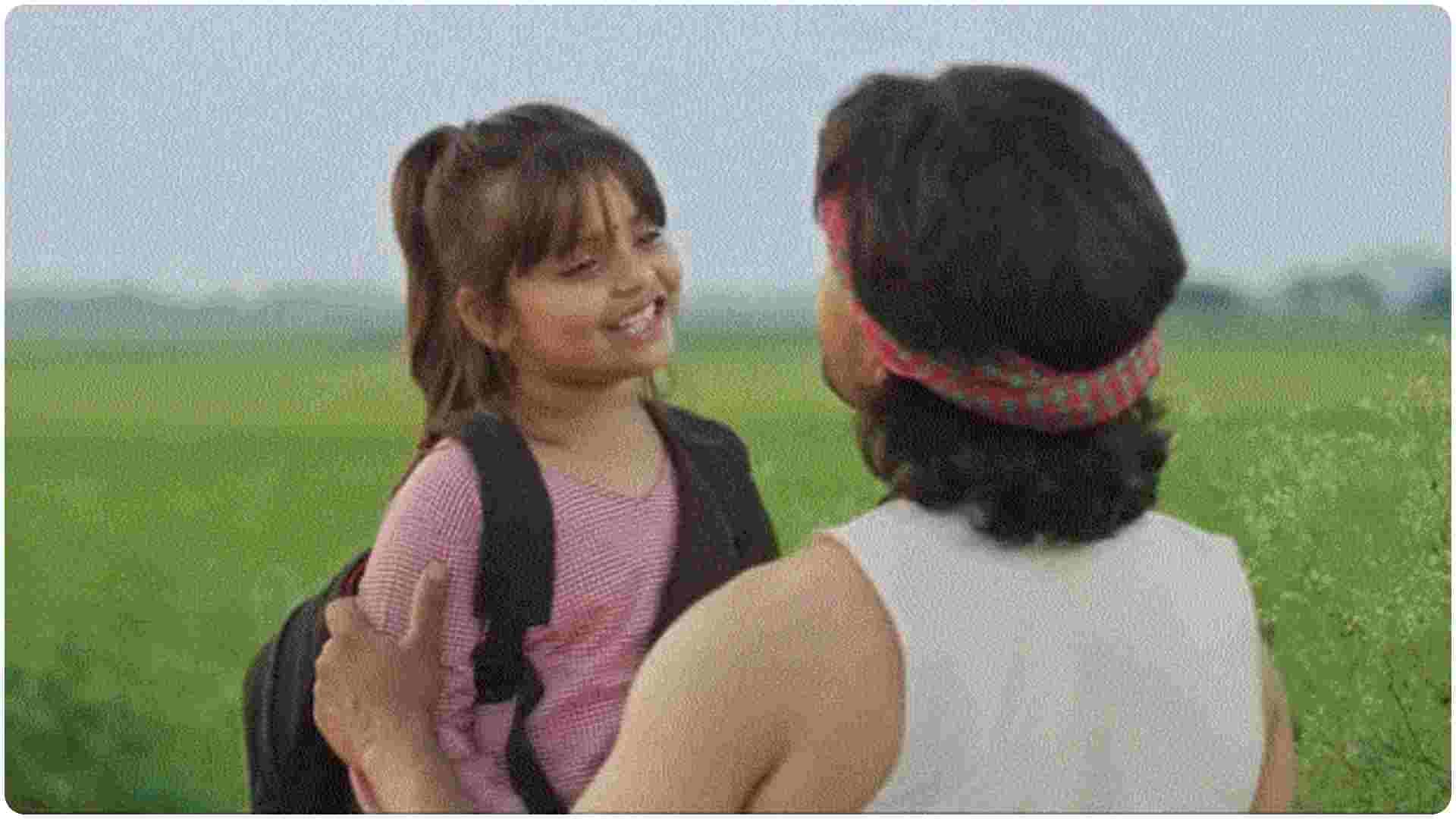 Fasal Trailer: Dinesh Lal Yadav Nirahua and Aamrapali Dubey Bhojpuri Movie based on Farmers