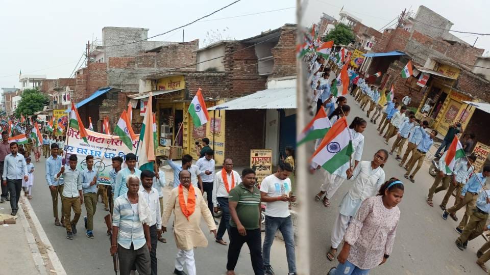 School children take out tricolor rally in Kathfori area in Firozabad