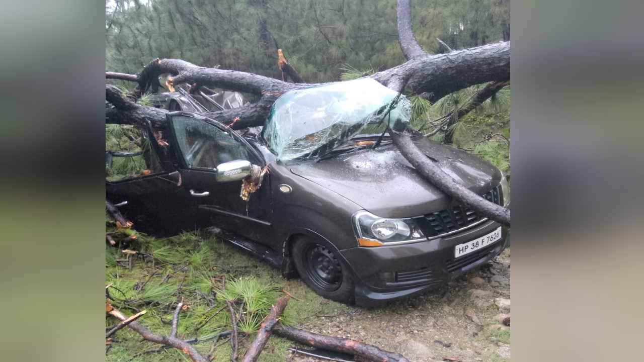Himachal Rains,  roads and power transformers stalled due to cloudburst-landslides, many people died