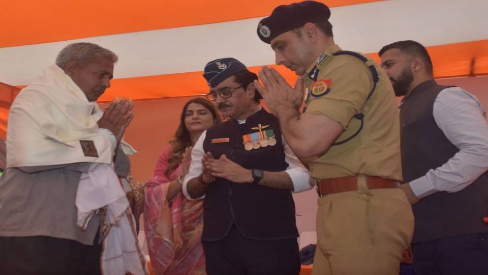 Veerangana Samman Ceremony was organized in Pili Kothi of Agra