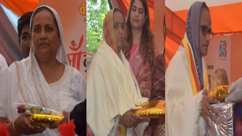 Veerangana Samman Ceremony was organized in Pili Kothi of Agra