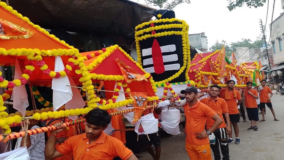 151 feet long Kanwar Yatra In Kasganj fair for visitors