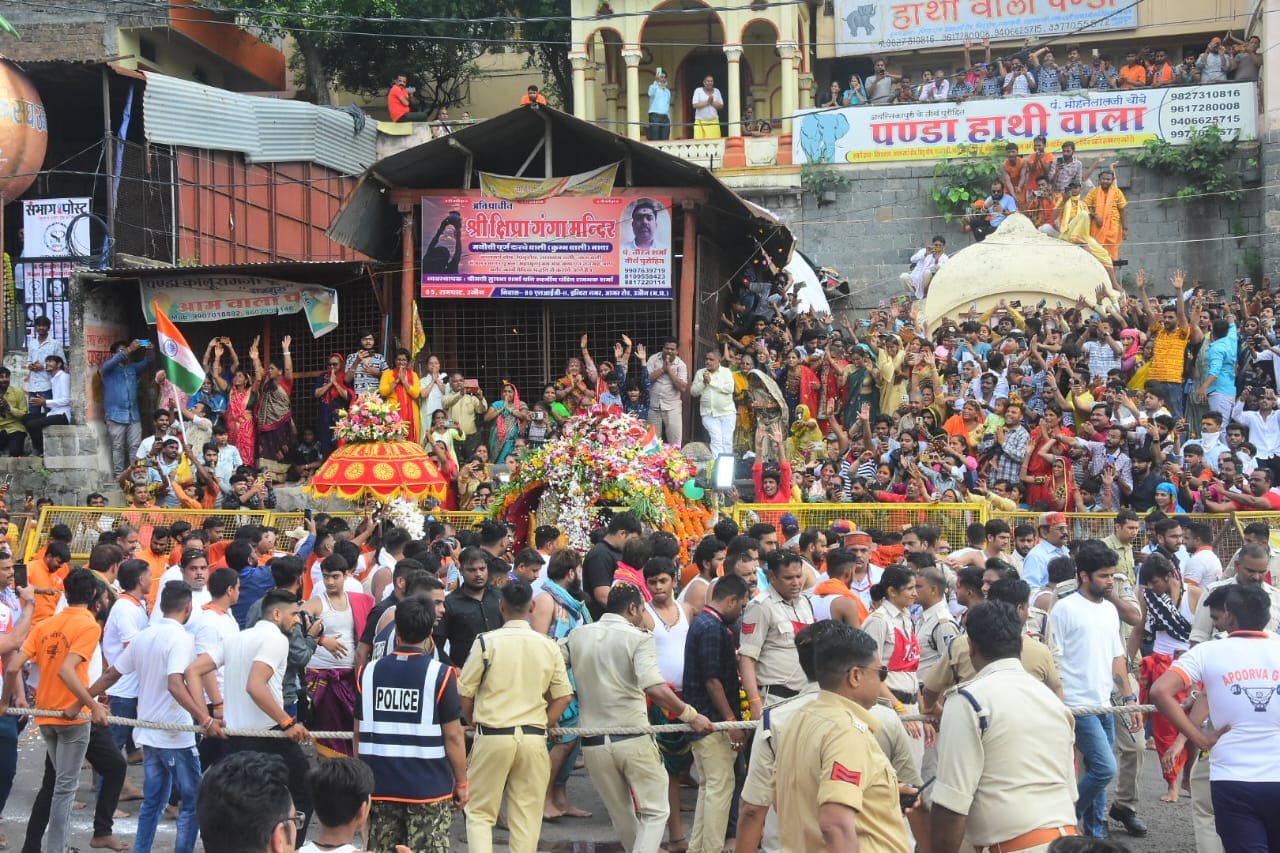 Ujjain Mahakal Sawari Today 2023 Mahakaleshwar Baba Darshan Today Videos Photos