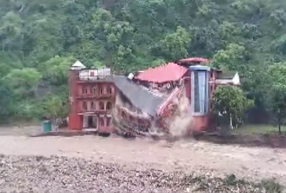 Uttarakhand Weather IMD Rainfall Alert Disaster in Many places House Collapse road Closed river overflows