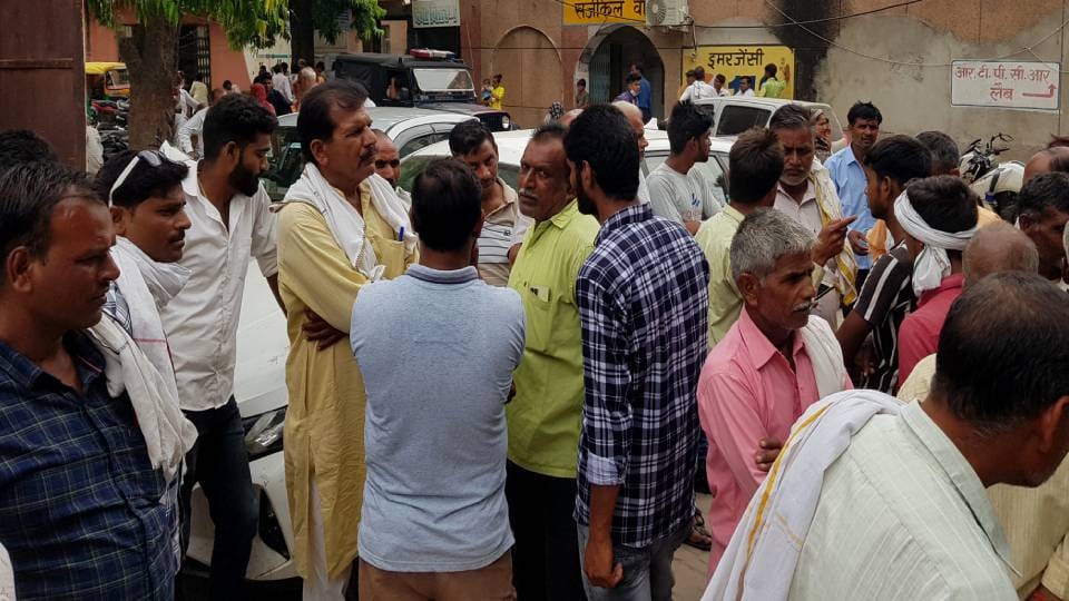 jethani beat up her devrani in Etah so she died by consuming poison