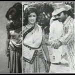 हेमा मालिनी को निर्देशित करते रमेश सिप्पी