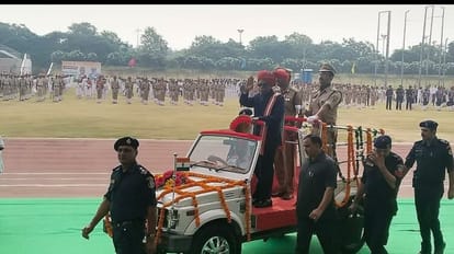 Governor Bandaru Dattatreya hoisted tricolor at Rajiv Gandhi Sports Stadium in Rohtak