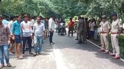 Speeding bus going from Samastipur to Behedi overturned; More than 20 passengers injured