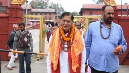 Know about Doctor Bindeshwar Pathak who founded Sulabh and pioneered public toilets