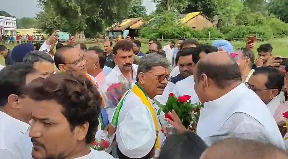 विधानसभा अध्यक्ष डॉ. चरण दास महंत