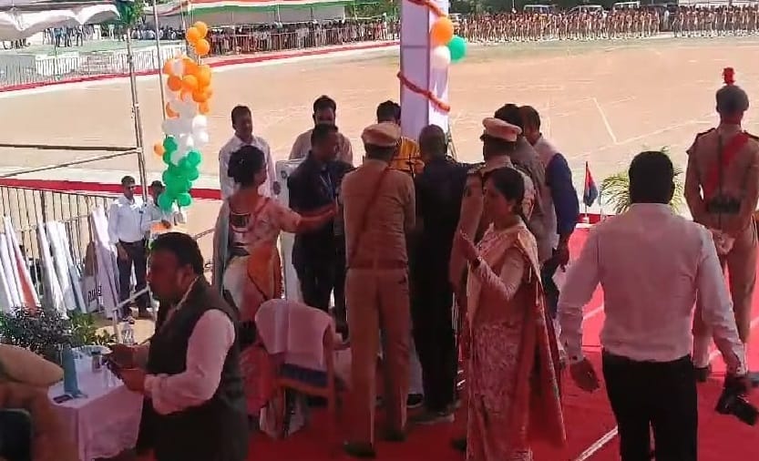 Parliamentary Secretary Shishupal Shorey health deteriorated during swatantrata diwas samaroh in Kanker
