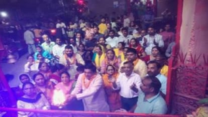 Maa Tujhe Pranam: Lamps lit at all intersections of Moradabad, celebration independence