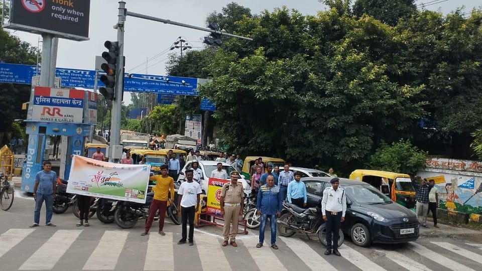 National Anthem echo main squares of Moradabad at 10 o'clock, program venues decorated