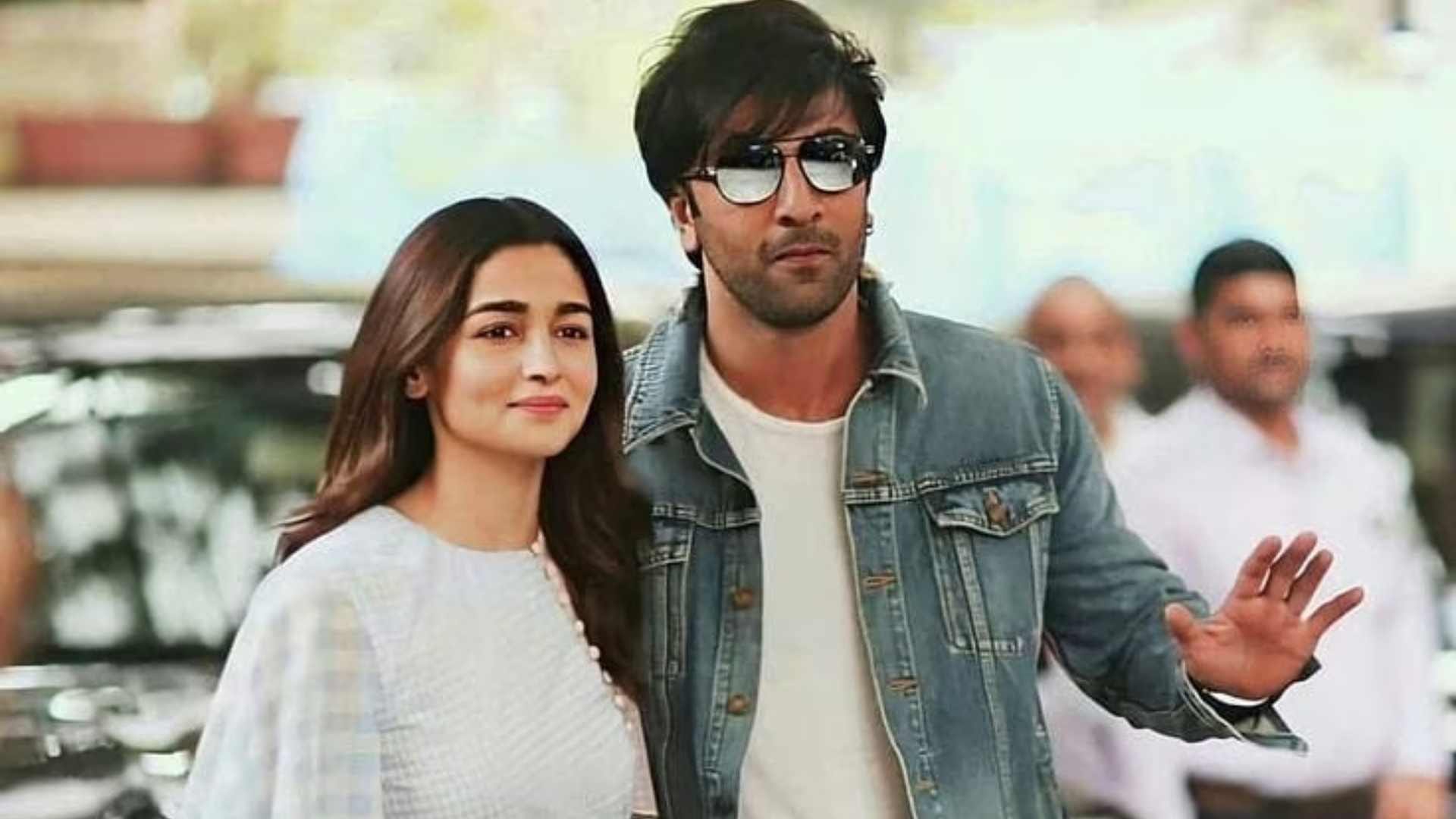 Ranbir Alia Video actor appeared to be disrespecting her viral clip make netizens furious