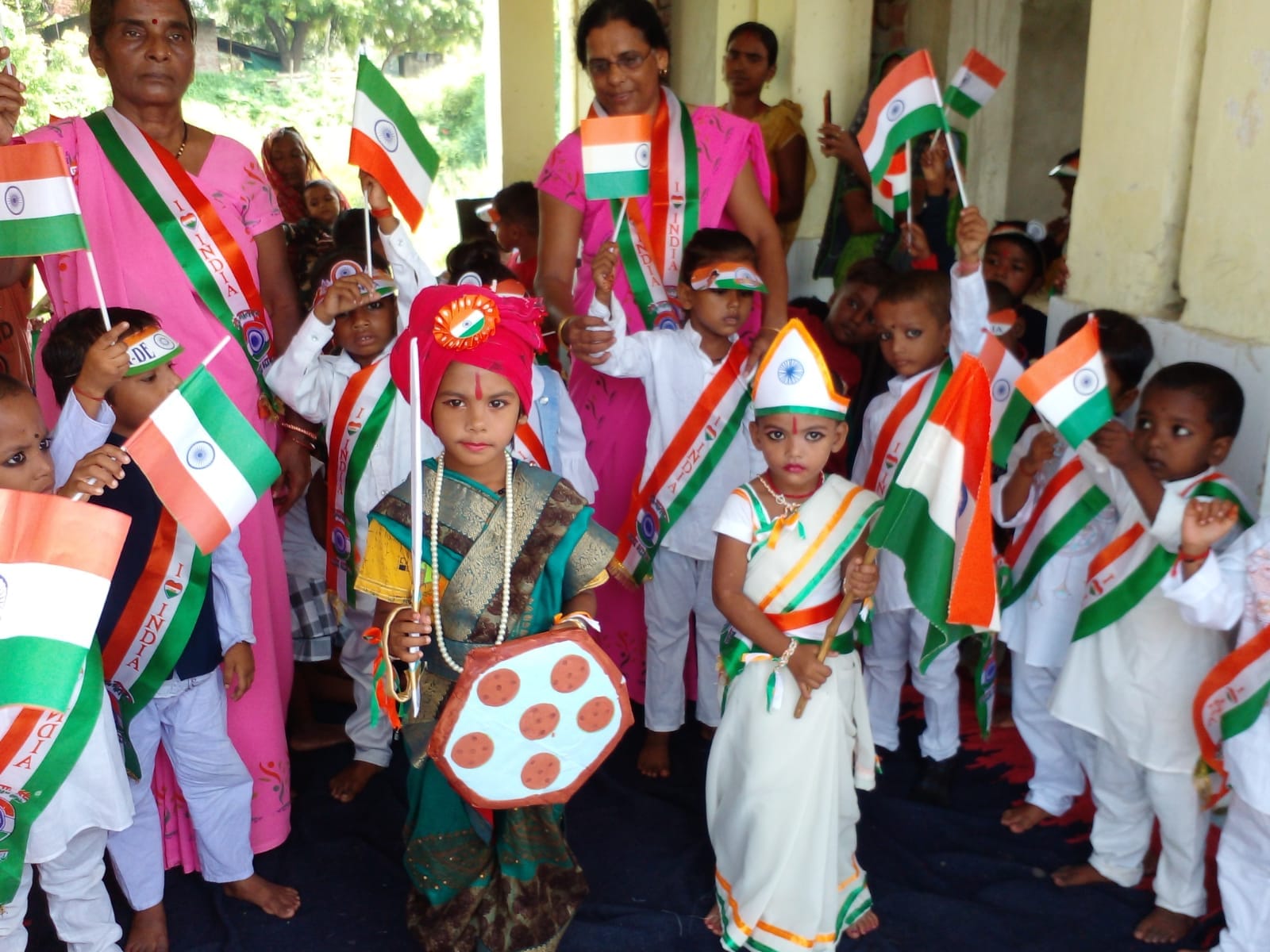 Independence Day in pictures: Celebration of independence in Varanasi, children's dance enthralled everyone
