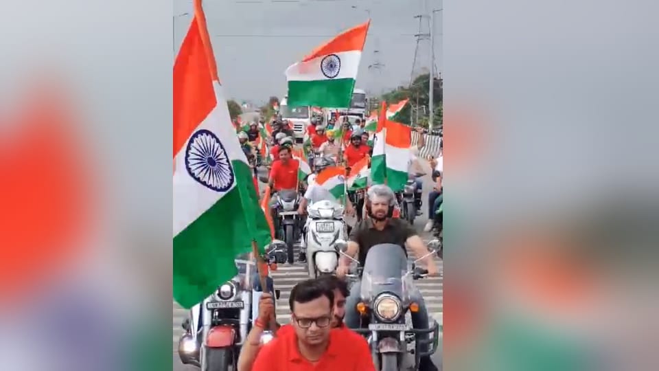 Independence Day 2023 Amar Ujala Maa Tujhe Pranam Bike rally and Tiranga Yatra in Dehradun