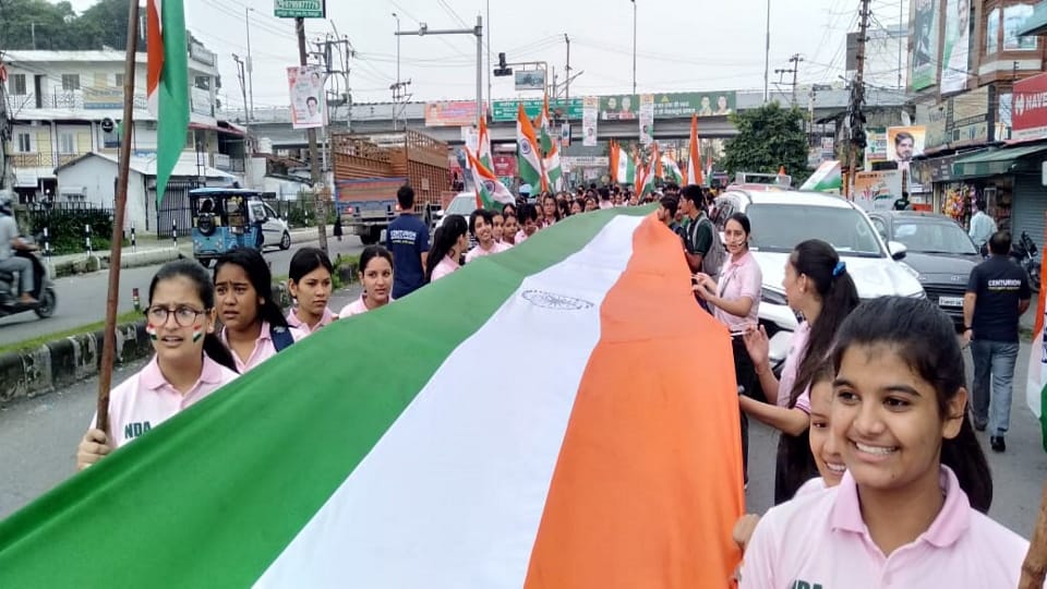 Independence Day 2023 Amar Ujala Maa Tujhe Pranam Bike rally and Tiranga Yatra in Dehradun