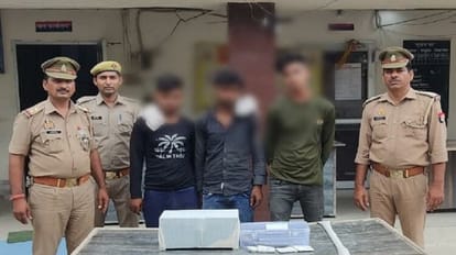 Hathras News: टेंट गोदाम से चोरी का खुलासा, तीन आरोपी दबोचे, तीन पंखे व 500 ग्राम नशीला पदार्थ बरामद Theft revealed from the tent godown